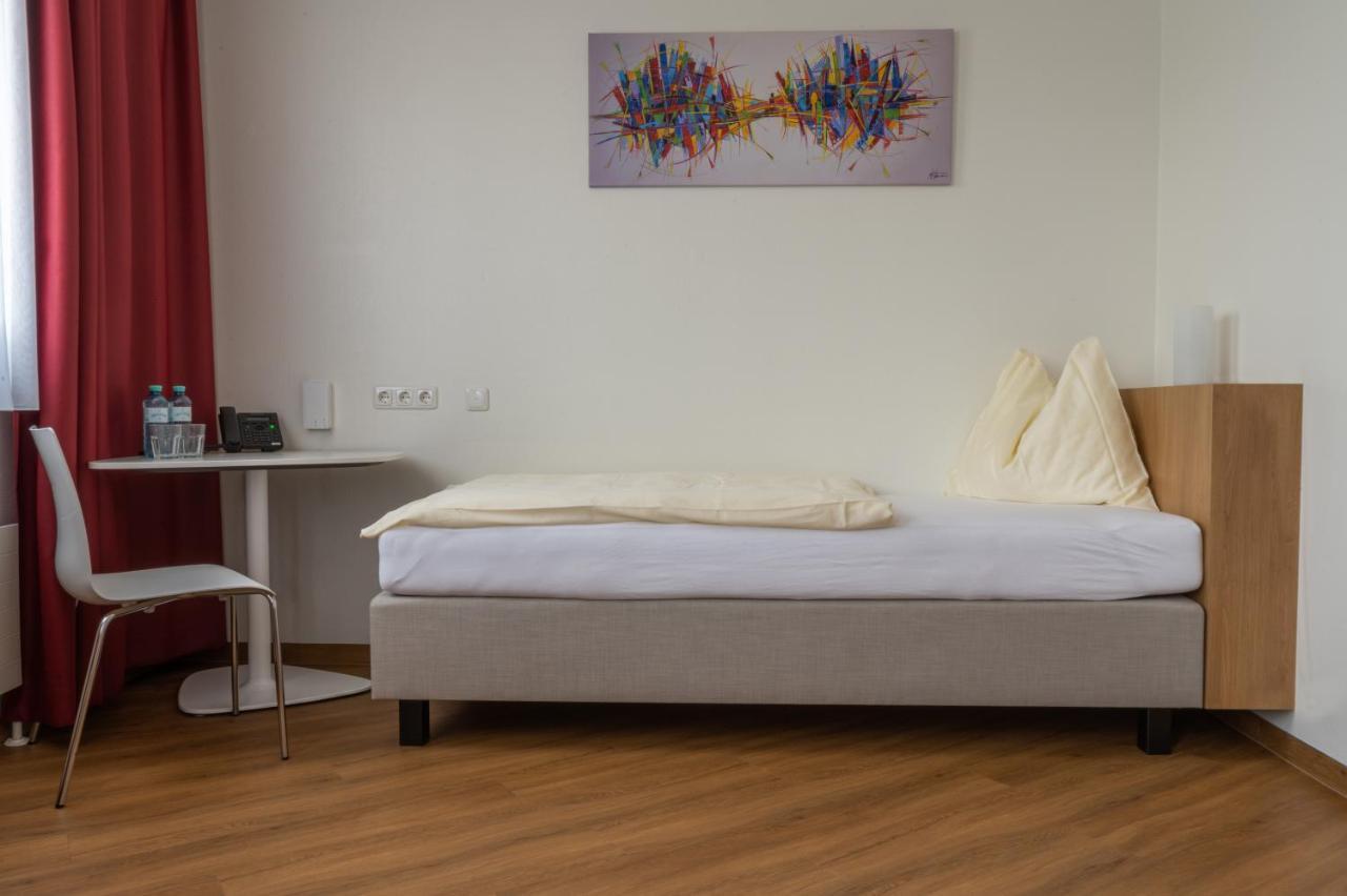 Hotel Sommerhaus Linz Ngoại thất bức ảnh