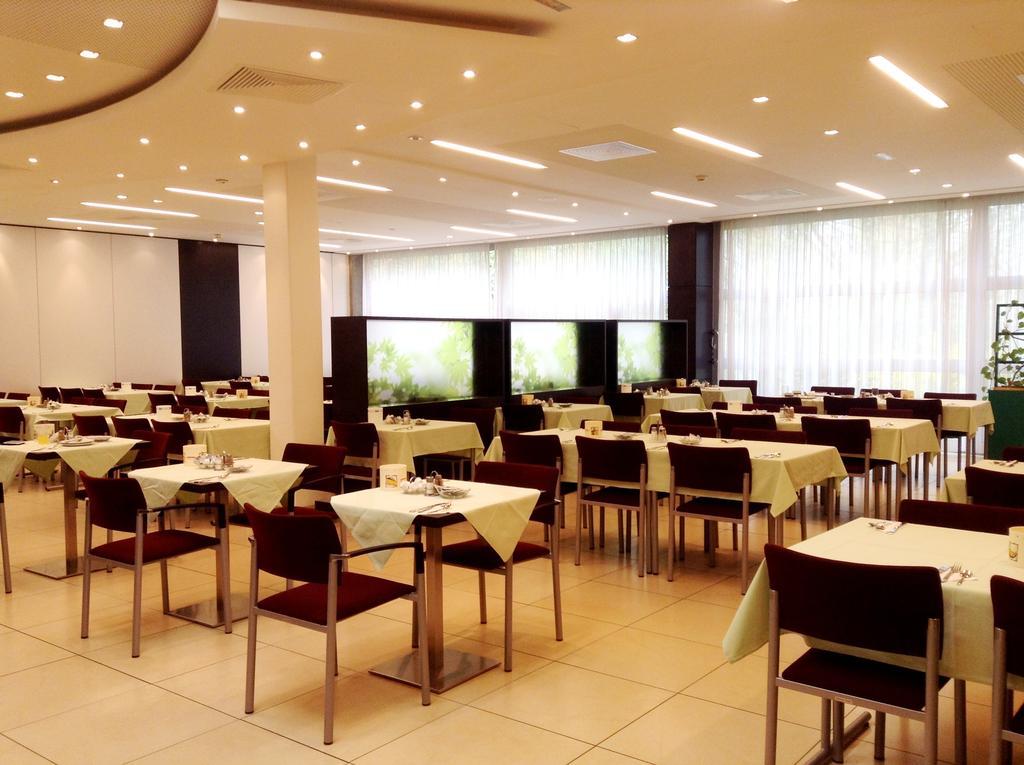 Hotel Sommerhaus Linz Ngoại thất bức ảnh